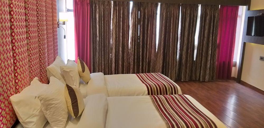 K C Residency Katra Katra (Jammu and Kashmir) Bagian luar foto