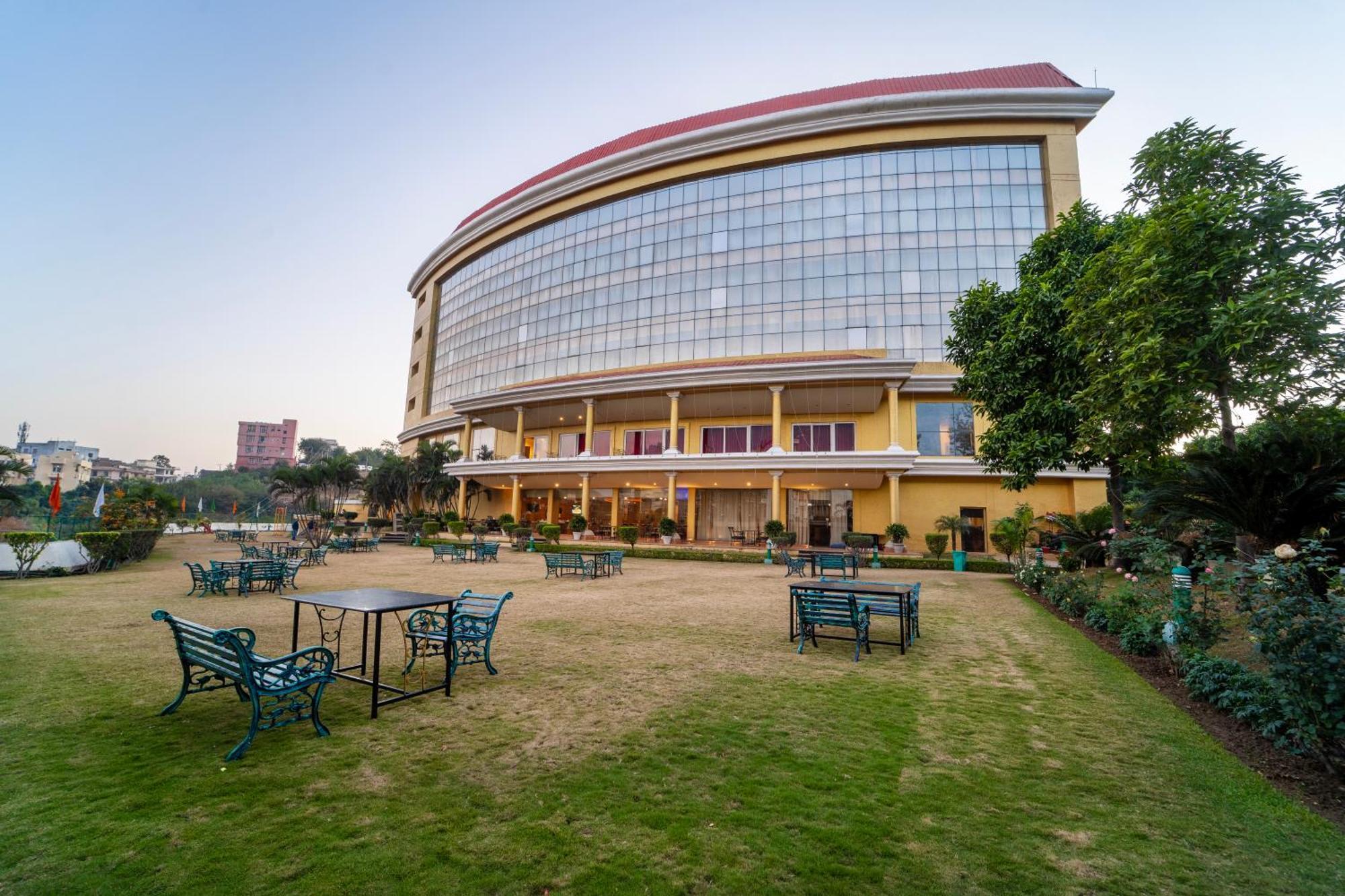 K C Residency Katra Katra (Jammu and Kashmir) Bagian luar foto