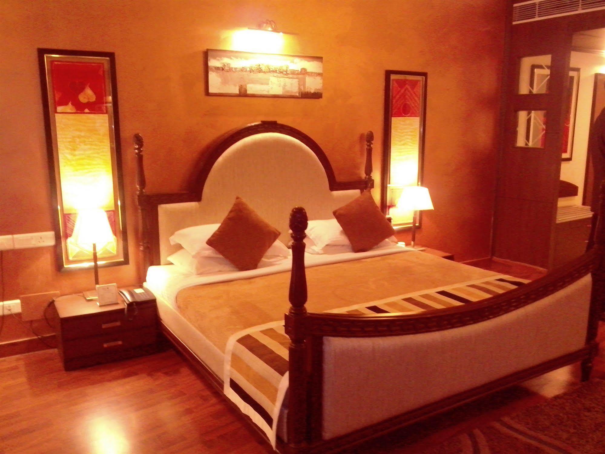 K C Residency Katra Katra (Jammu and Kashmir) Bagian luar foto